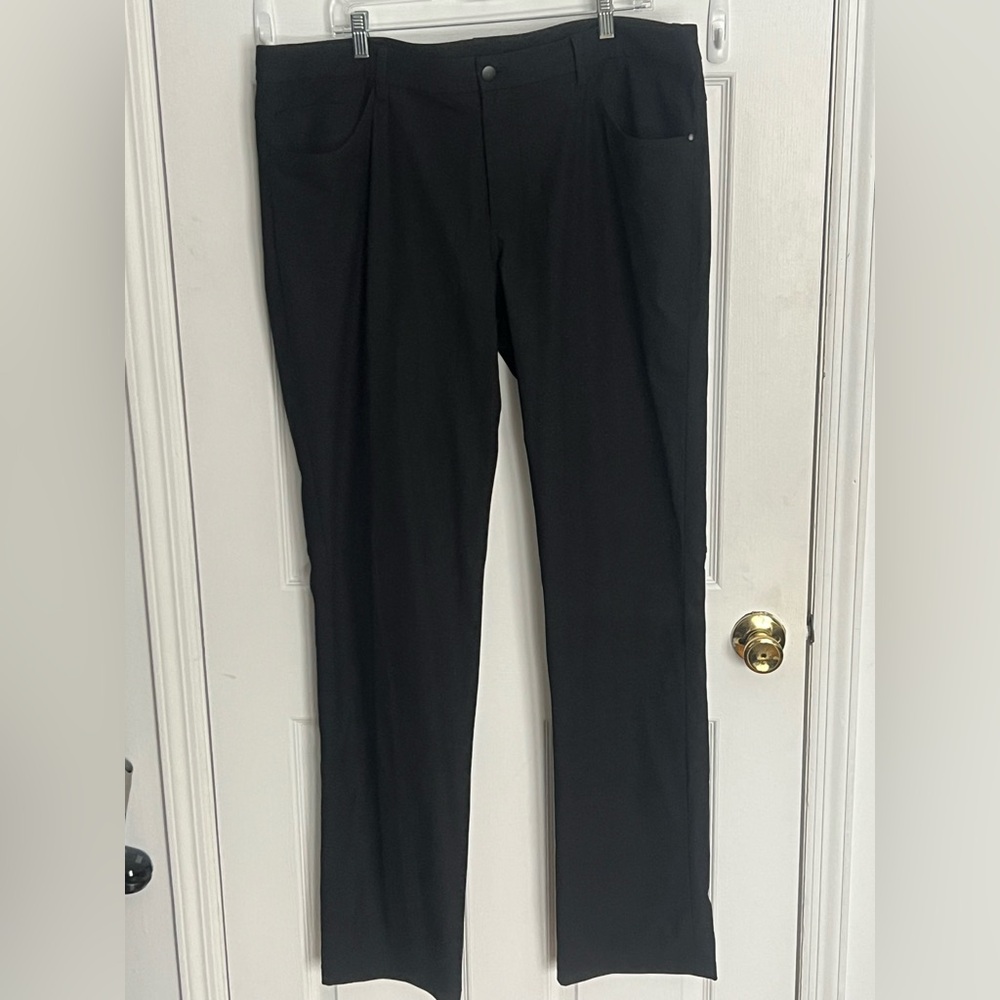 Men’s Lululemon ABC pants waist size 40